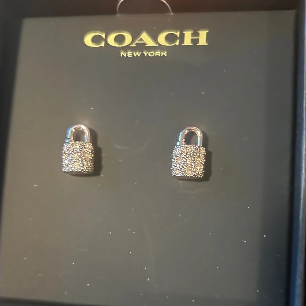 Coach ROSEGOLD Padlock Earrings NIB - Picture 2 of 3